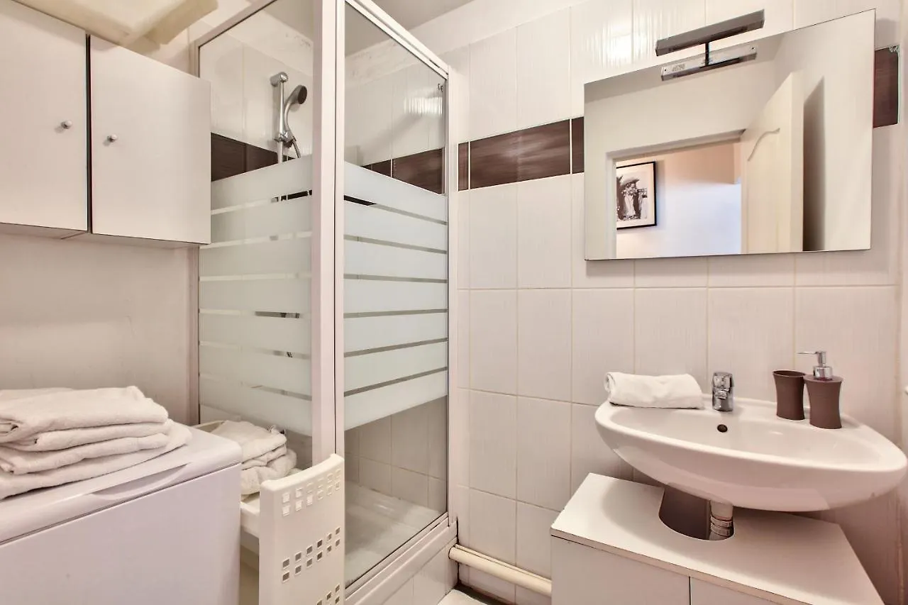 46-flat Rex/ Grand Boulevards 2g Daire *